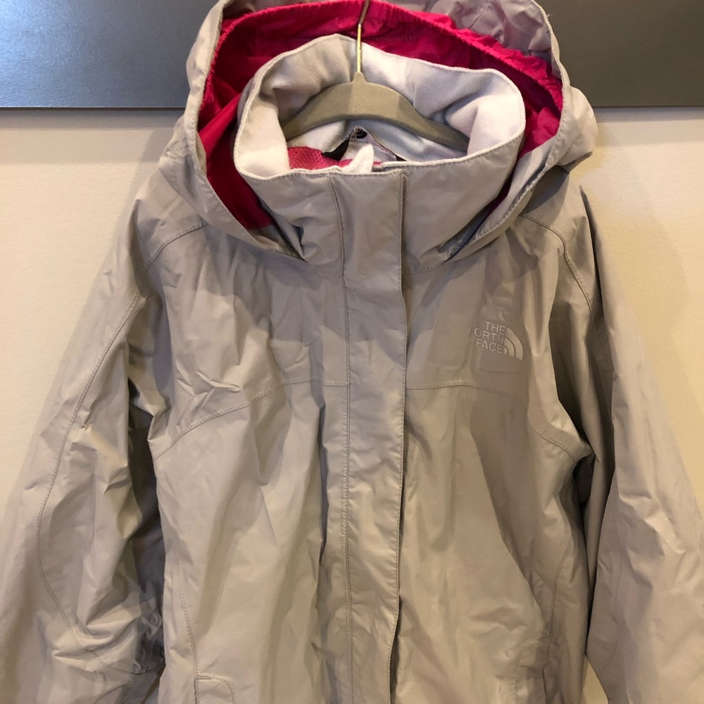 Ex. condition girls North Face Rain Jacket, M10/12